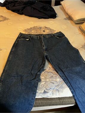 Men's Dark Blue Relaxed Fit Jeans